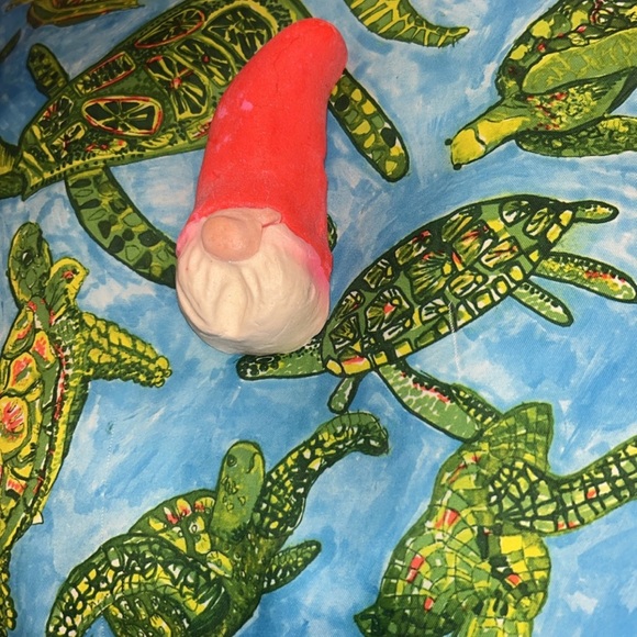 RARE LUSH COSMETICS CHRISTMAS NAUGHTY ELF BUBBLE BAR (Last One Available) - Picture 4 of 9